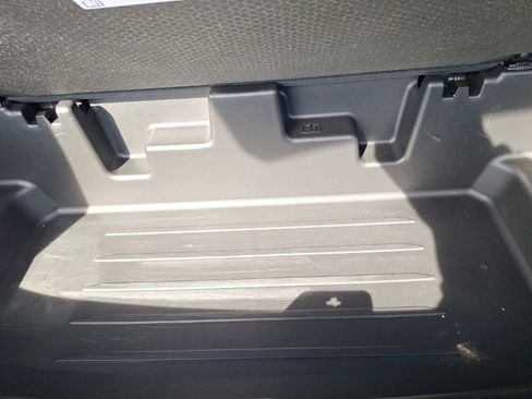 Certified 2019 Chevrolet Traverse LT image 39