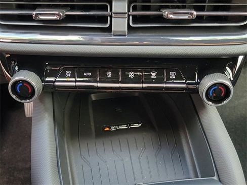 New 2026 Chevrolet Equinox EV RS image 16