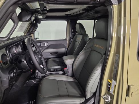 New 2026 Jeep Gladiator Mojave AWD/4WD image 8