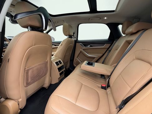 Used 2021 Jaguar F-PACE S AWD/4WD image 17