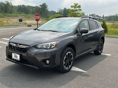 Certified 2021 Subaru Crosstrek 2.0i Premium w/ Moonroof Package image 7