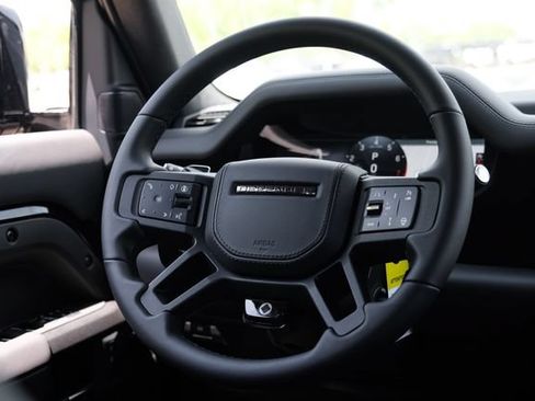 New 2026 Land Rover Defender 110 OCTA AWD/4WD image 19