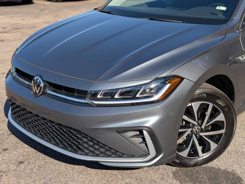 Used 2025 Volkswagen Jetta S image 13