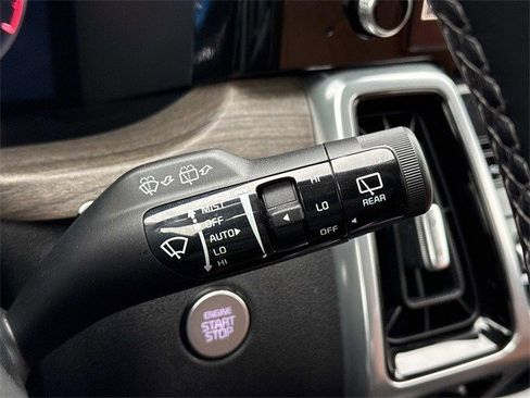 Used 2023 Kia Sorento SX Prestige image 26