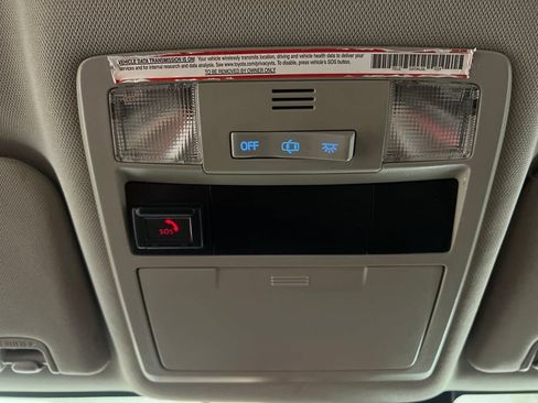 Used 2020 Toyota Tacoma SR w/ SR Convenience Package RWD image 22