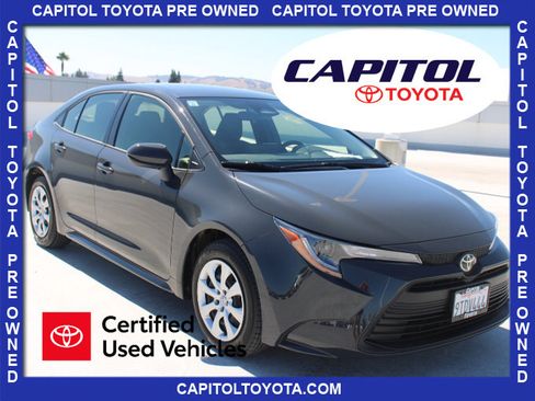 Certified 2025 Toyota Corolla LE FWD image 1