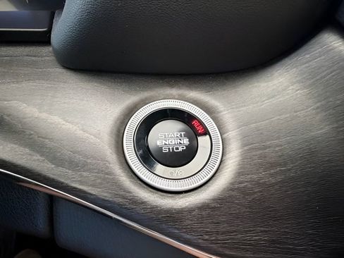 Used 2024 Jeep Grand Cherokee L Overland image 47