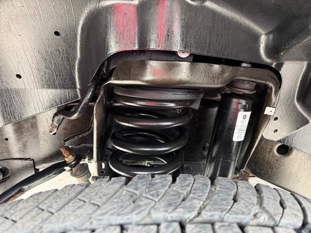 Used 2015 RAM 2500 Tradesman w/ Chrome Appearance Group AWD/4WD image 39
