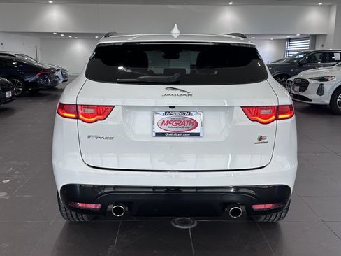 Used 2019 Jaguar F-PACE S image 8