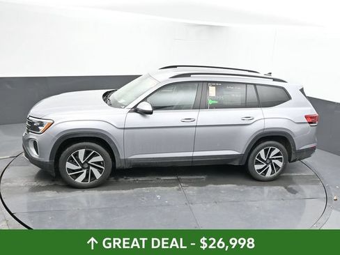 Used 2024 Volkswagen Atlas SE AWD/4WD image 19