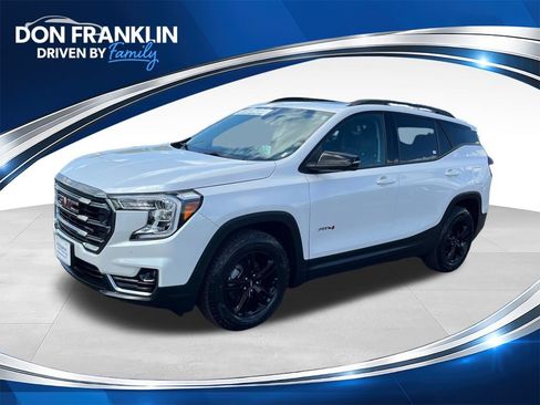 Used 2022 GMC Terrain AT4 w/ Tech Package AWD/4WD image 1