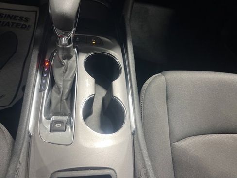 Used 2024 Chevrolet Malibu LT image 19