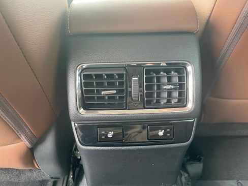 Used 2017 Subaru Outback 2.5i Touring w/ Popular Package #5A image 23