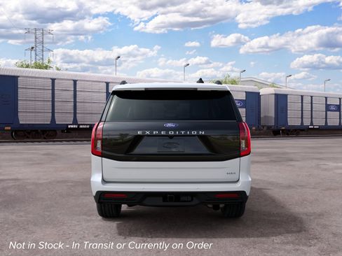 New 2027 Ford Expedition Max Active RWD image 7