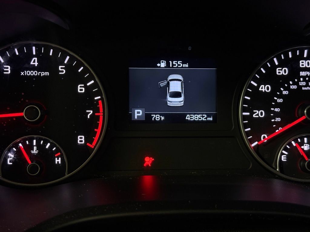 Used 2019 Kia Optima S w/ S Panoramic Sunroof Package FWD image 9