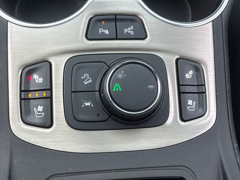 Used 2018 GMC Terrain Denali w/ Advanced Safety Package FWD image 20