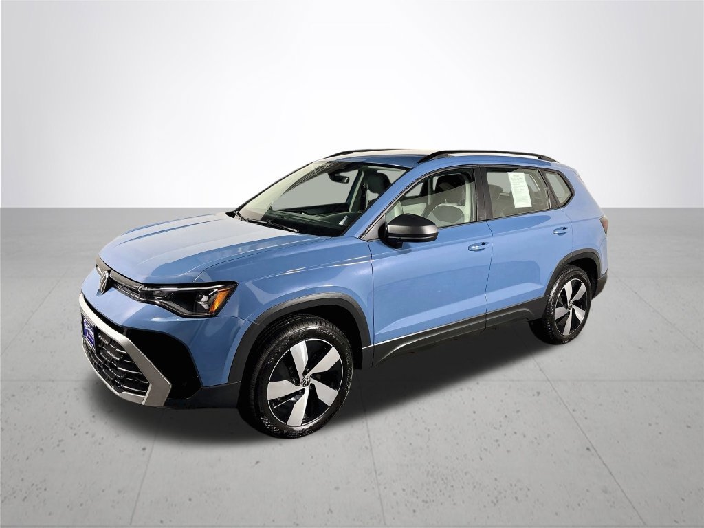 Certified 2025 Volkswagen Taos S AWD/4WD image 2