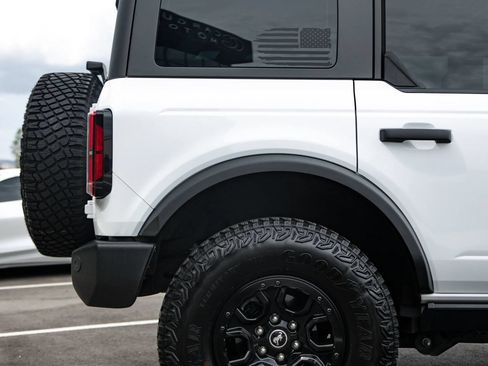 Used 2024 Ford Bronco Wildtrak AWD/4WD image 18