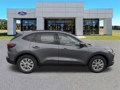 New 2026 Ford Escape Active w/ Active Premium Tech Pack FWD image 3