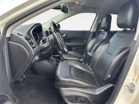 Used 2021 Jeep Compass Limited AWD/4WD image 9