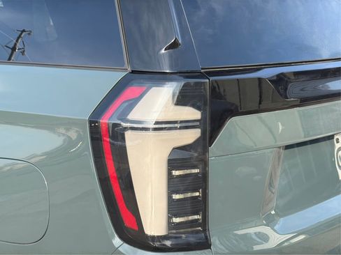 Used 2026 Chevrolet Tahoe RST w/ Comfort Package image 22