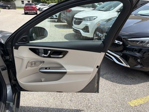 Used 2026 Mercedes-Benz C 300 Sedan image 14