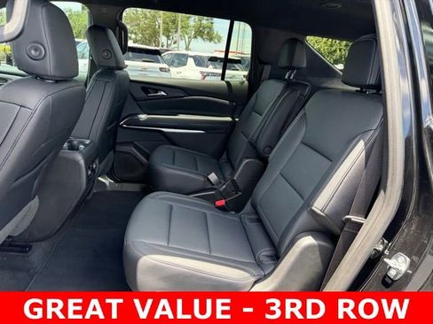 Used 2026 Chevrolet Traverse LT w/ Driver Confidence Package FWD image 15