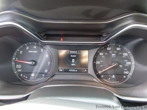 Used 2021 Chevrolet TrailBlazer LT w/ Convenience Package FWD image 12