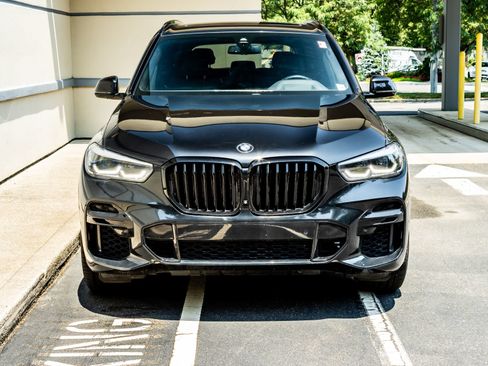 Used 2022 BMW X5 sDrive40i w/ M Sport Package RWD image 2