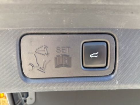 Used 2023 Ford Mustang Mach-E GT image 32