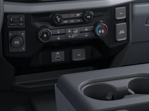 New 2026 Ford F550 4x4 Supercab Super Duty image 17