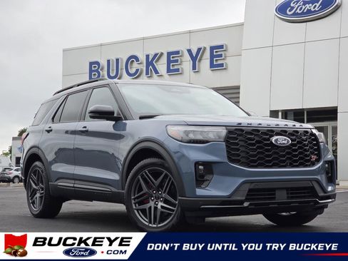 Used 2025 Ford Explorer ST w/ Sun And Sound Package AWD/4WD image 1