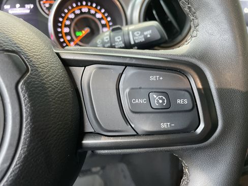 Used 2023 Jeep Wrangler Unlimited Sport AWD/4WD image 21