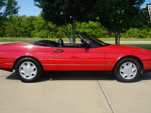 Used 1991 Cadillac Allante image 7