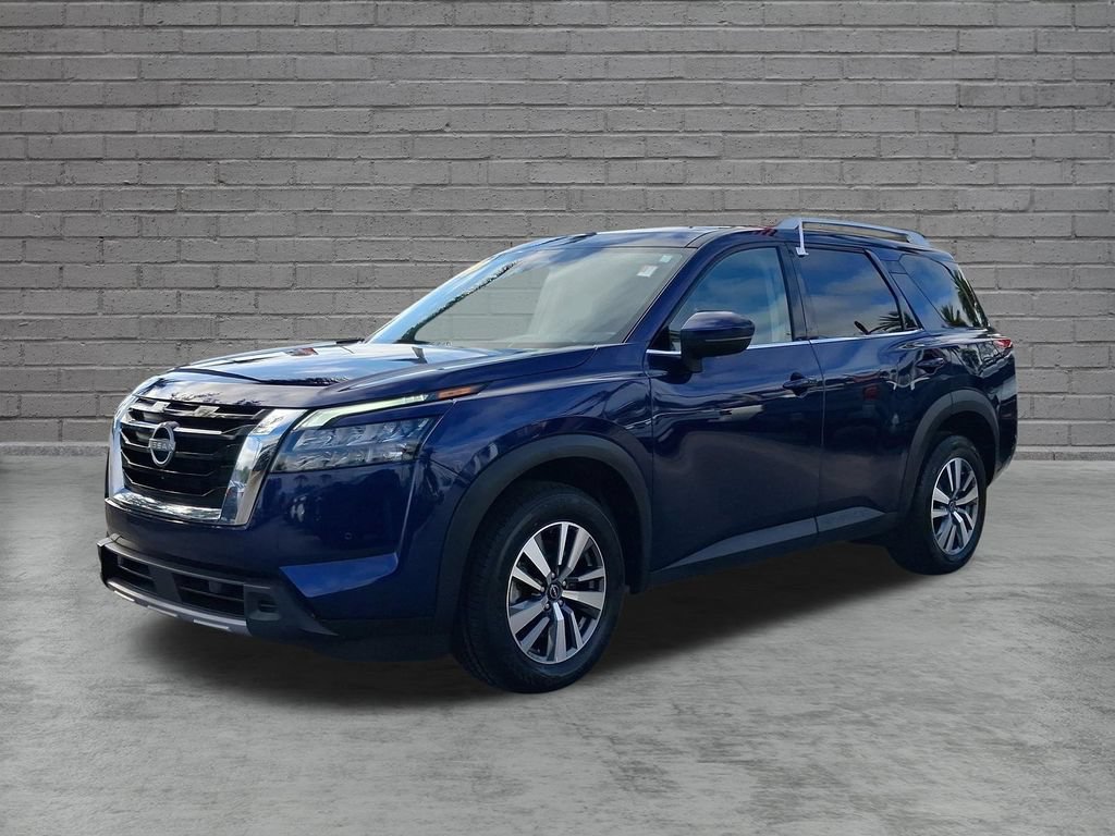 Certified 2025 Nissan Pathfinder SL FWD image 4