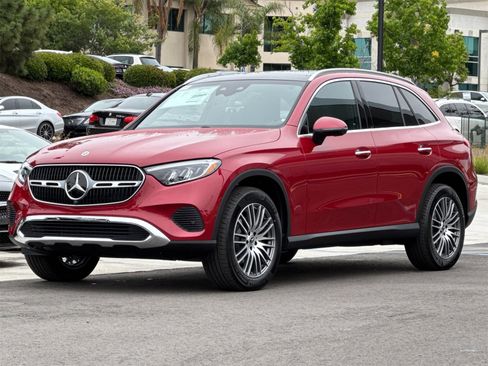 New 2025 Mercedes-Benz GLC 300 4MATIC image 7