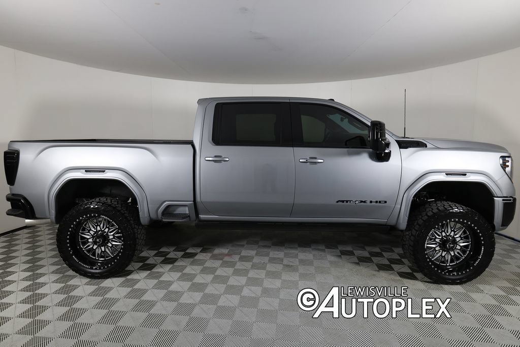 Used 2026 GMC Sierra 2500 AT4X AWD/4WD image 4