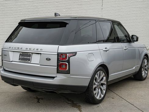 Used 2018 Land Rover Range Rover HSE image 8