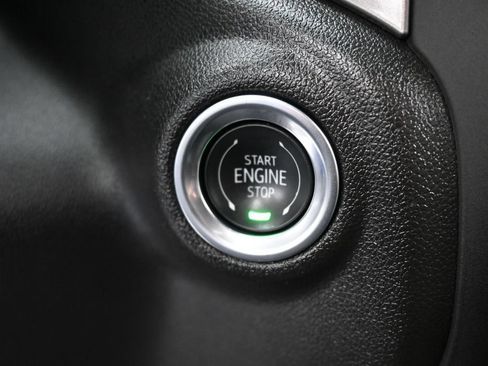 Used 2025 Chevrolet Silverado 1500 Custom w/ Turbomax Blackout Package RWD image 18