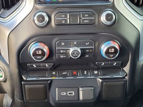 Used 2020 GMC Sierra 1500 Elevation w/ Elevation Value Package image 21