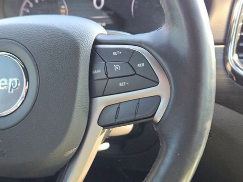 Used 2021 Jeep Grand Cherokee Laredo X image 33