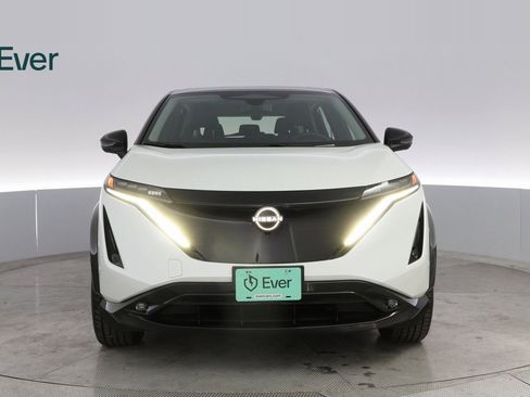 Used 2023 Nissan Ariya FWD image 3