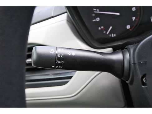 Certified 2025 Subaru Forester AWD/4WD image 17