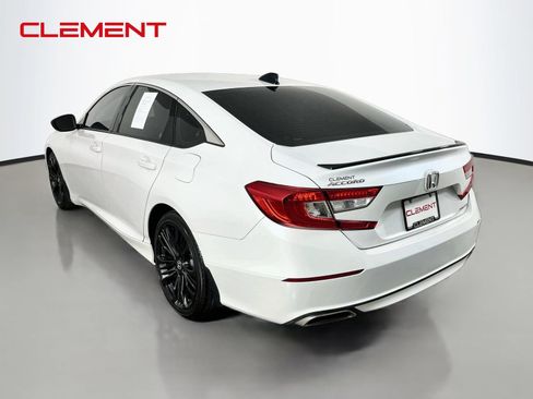 Used 2022 Honda Accord Sport image 9