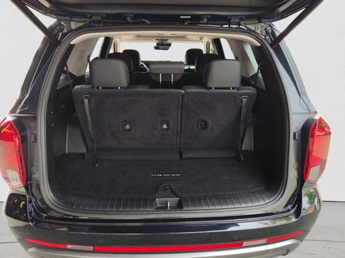 Used 2024 Hyundai Palisade SEL FWD image 20