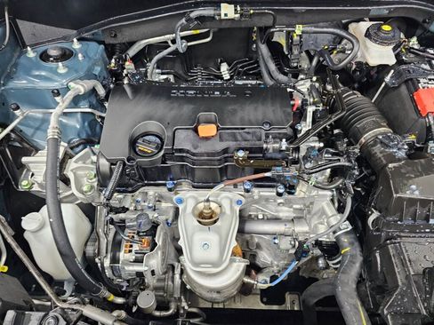 Certified 2025 Honda HR-V LX image 30