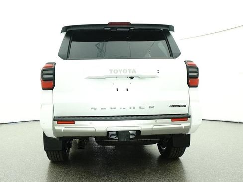 New 2025 Toyota 4Runner Limited AWD/4WD image 17