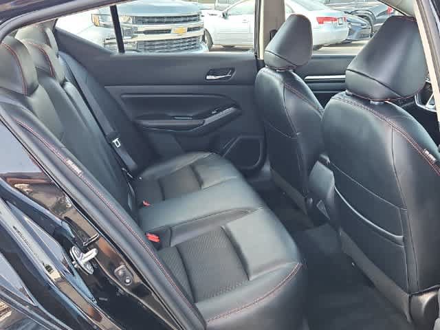 Used 2024 Nissan Altima 2.5 SR FWD image 17