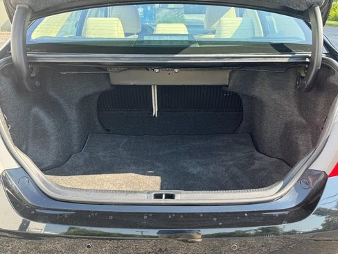 Used 2017 Toyota Camry XLE w/ Advanced Technology Package FWD image 7