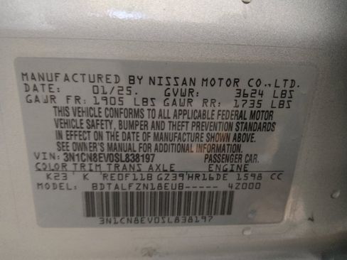 Used 2025 Nissan Versa SV FWD image 33